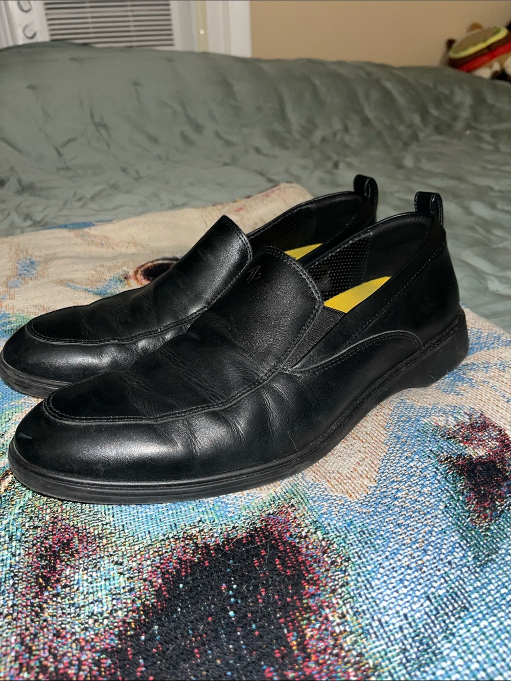 Amberjack men’s slip on loafers